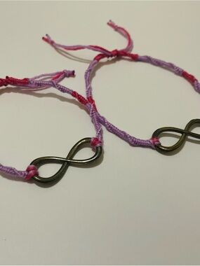 Handmade adjustable bracelets 2x1